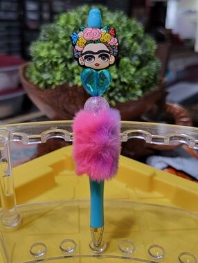 Frida Kahlo Multi-Colored Pom-Pen